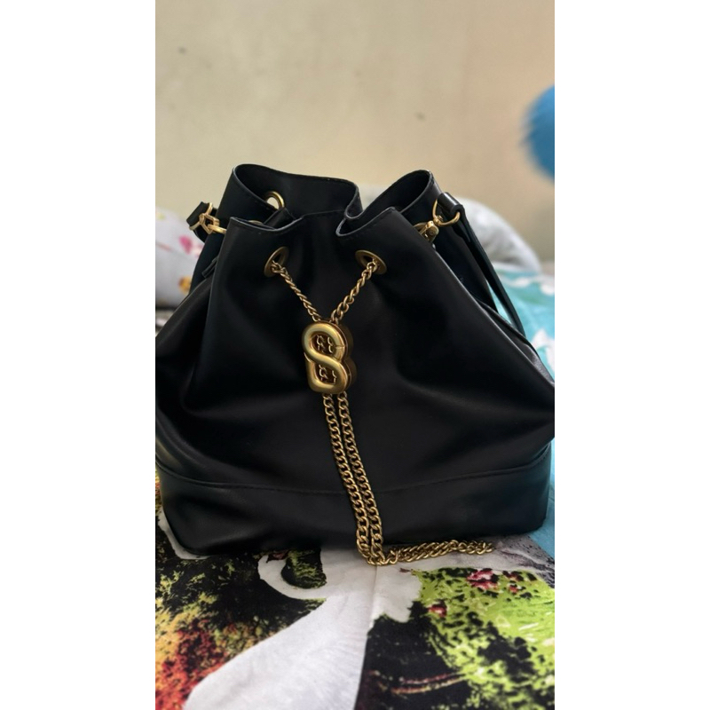 preloved myra bag - black large buttonscarves