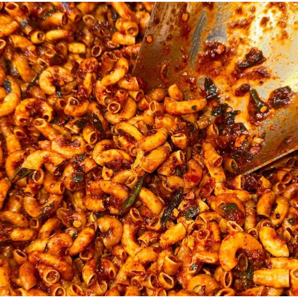 

[PROMO] Makaroni Pedas Bumbu Ciktuh 1kg "MAKARONI RAJANABASRENG] -Snacks - Food