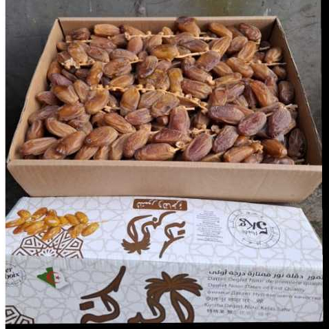 

KURMA TUNISIA TANGKAI ORIGINAL 5KG