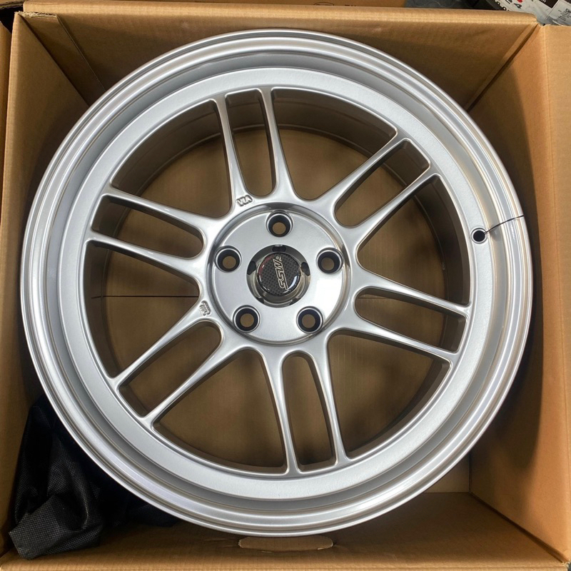 SSW 165 -REP ENKEI RPF1- R18