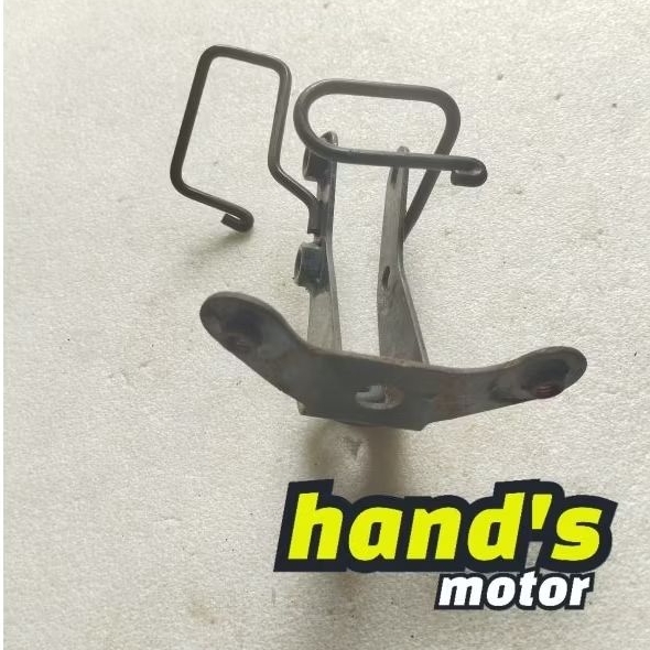 Bracket besi dudukan tameng panel dasi depan Honda Blade bled 110 karbu old 2008 - 2010 original Cop