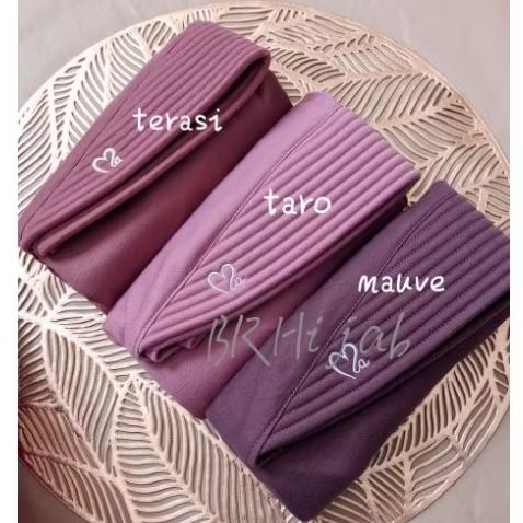 Jilbab mahima antem pet size M