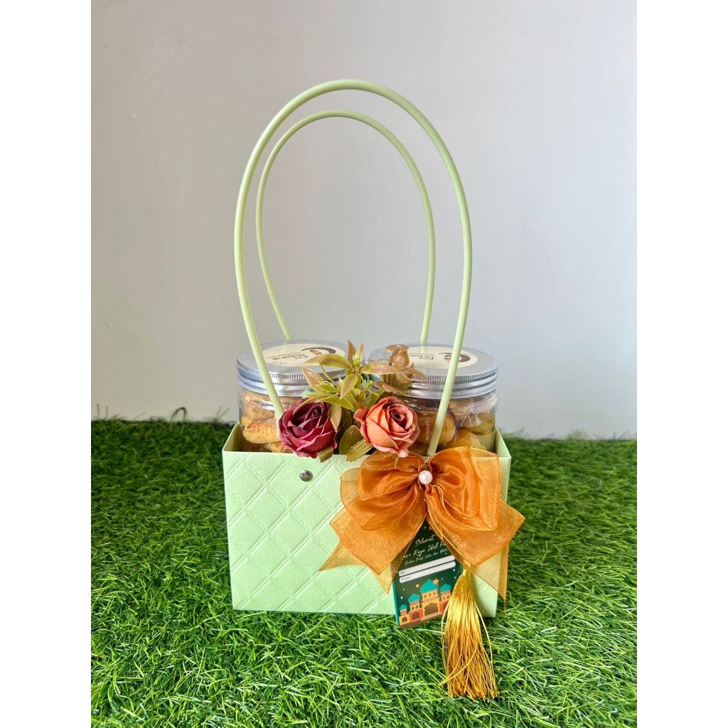 

Hampers Lebaran Bag / Hampers Idul fitri / Parcel Cookies Snack