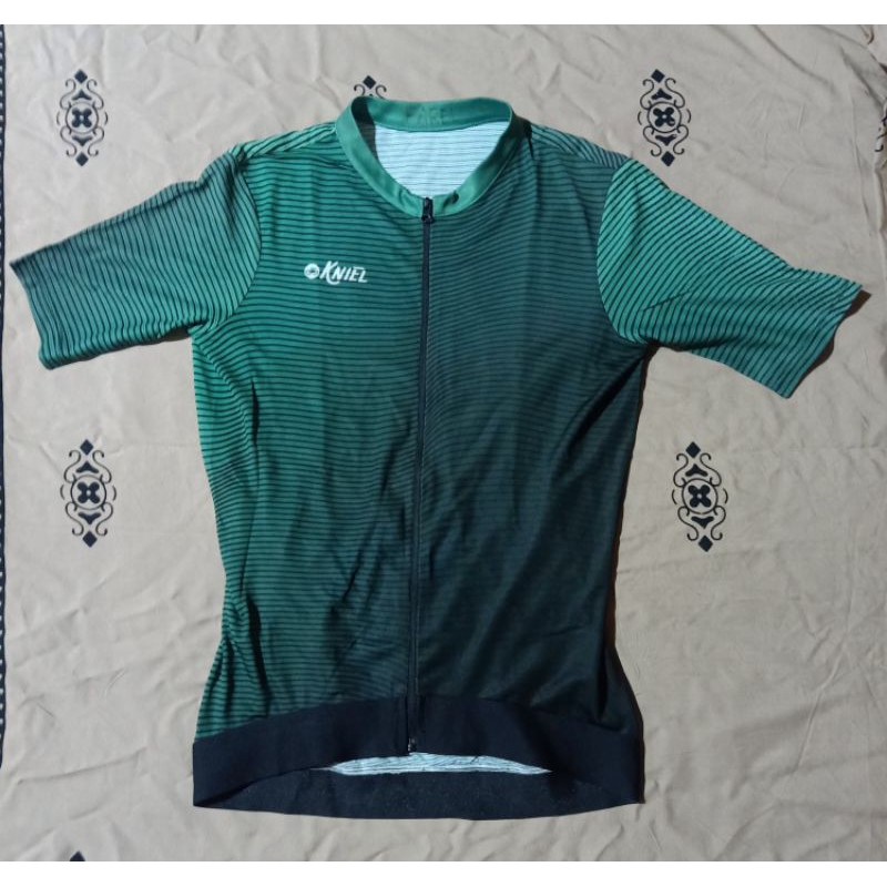 Jersey road bike kniel