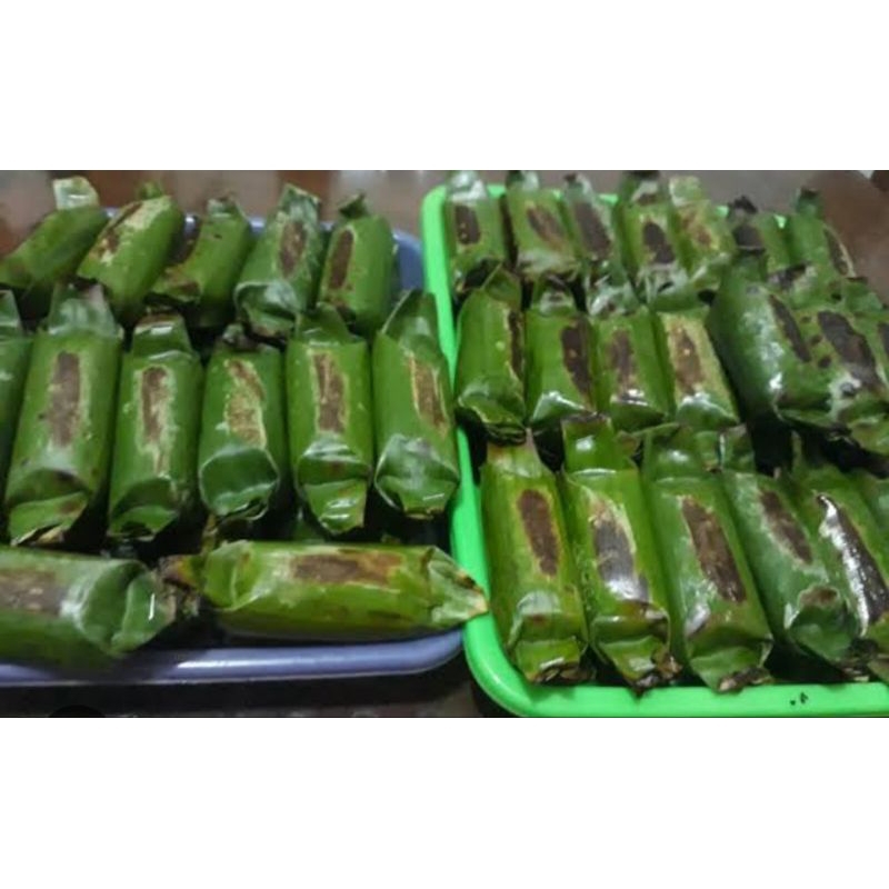 

Lemper bakar isi ayam