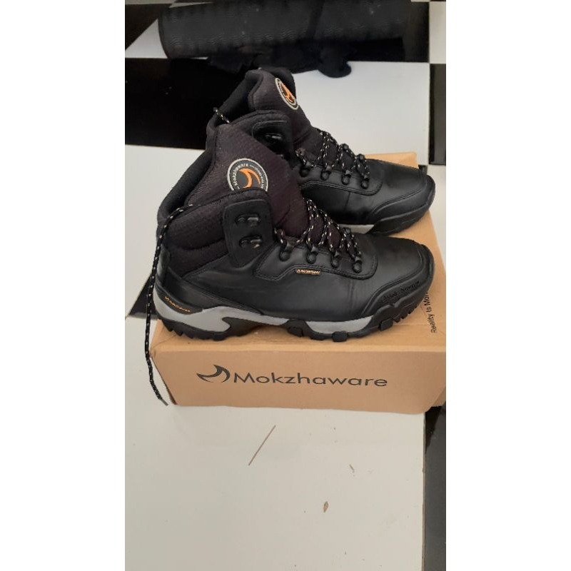 sepatu mokzhaware reality