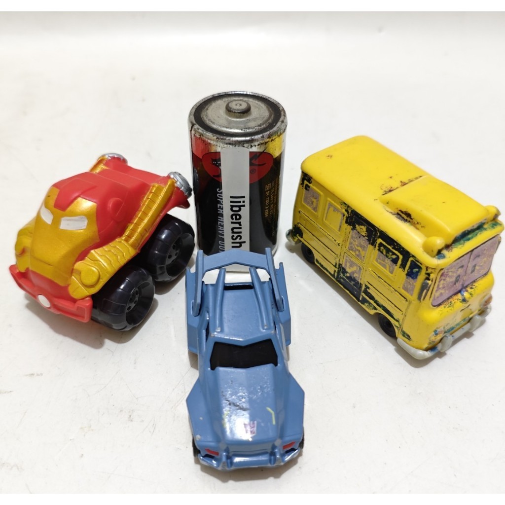 Set diecast silverlit robocar poli school b , dickie transformers steeljaw , iron man monster jam tr