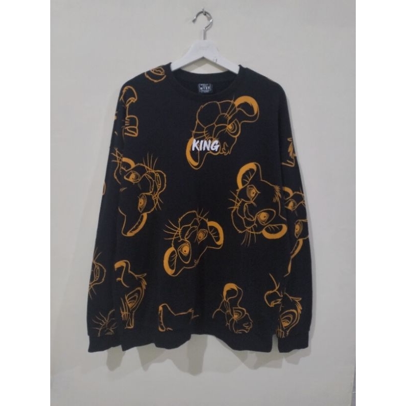 Crewneck Lion King Disney x MTEE