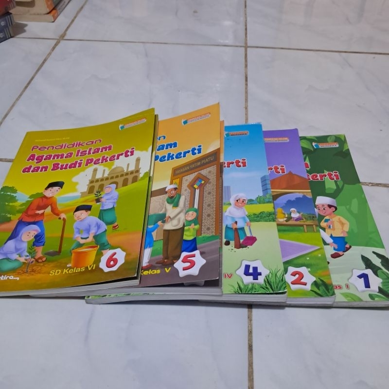 buku bekas ori kurikulum merdeka PENDIDIKAN AGAMA ISLAM DAN BUDI PERKERTI UNTUK SD KELAS 1,2,3,4,5,6