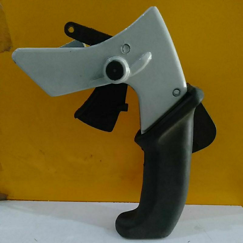 REAR HANDLE ASSY CHAINSAW 070 / STANG GAS CHAINSAW 070