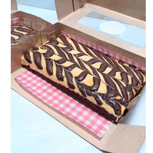 

Fudgy Brownies Cream Cheese