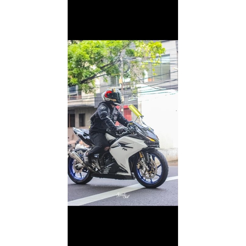 Jaket Rabbit and Wheels original
