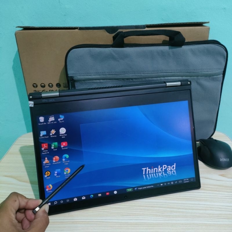 Laptop Lenovo Thinkpad Yoga Core i7 Slim Flip Touchscreen Bergaransi
