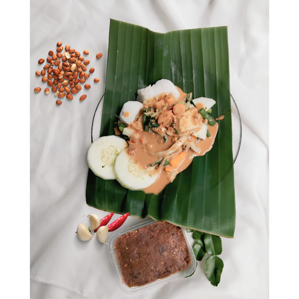 

Sambal Pecel Khas dengan Rasa Autentik. Sambal pecel instan dalam bentuk bumbu kacang kental atau bubuk, siap pakai untuk berbagai hidangan.