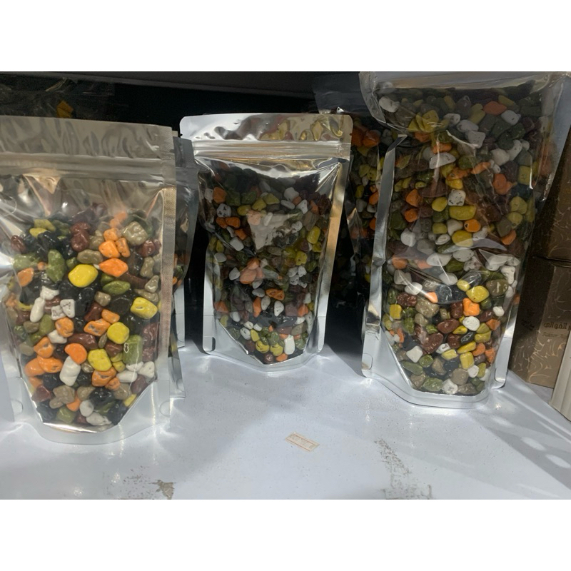 

Cokelat Kerikil Arab