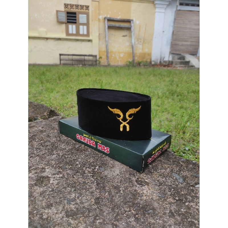 Songkok Garuda Mas logo Kujang Kembar