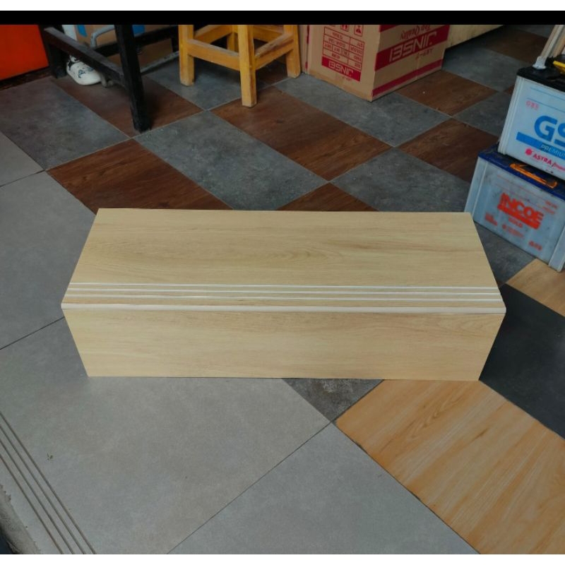 Granit anak tangga 30x80/20x80 ab