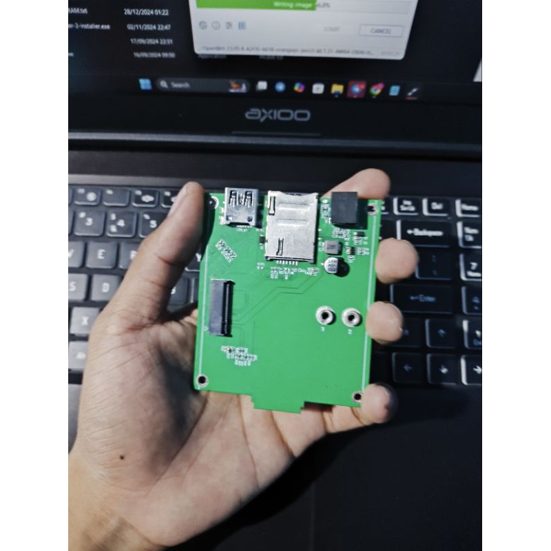 ADAPTER MODEM RAKITAN 4G/5G