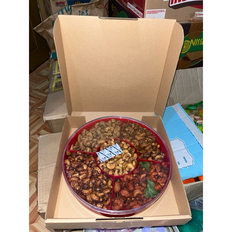 

Kacang Mede Tray isi 5 Rasa BEST SELLER