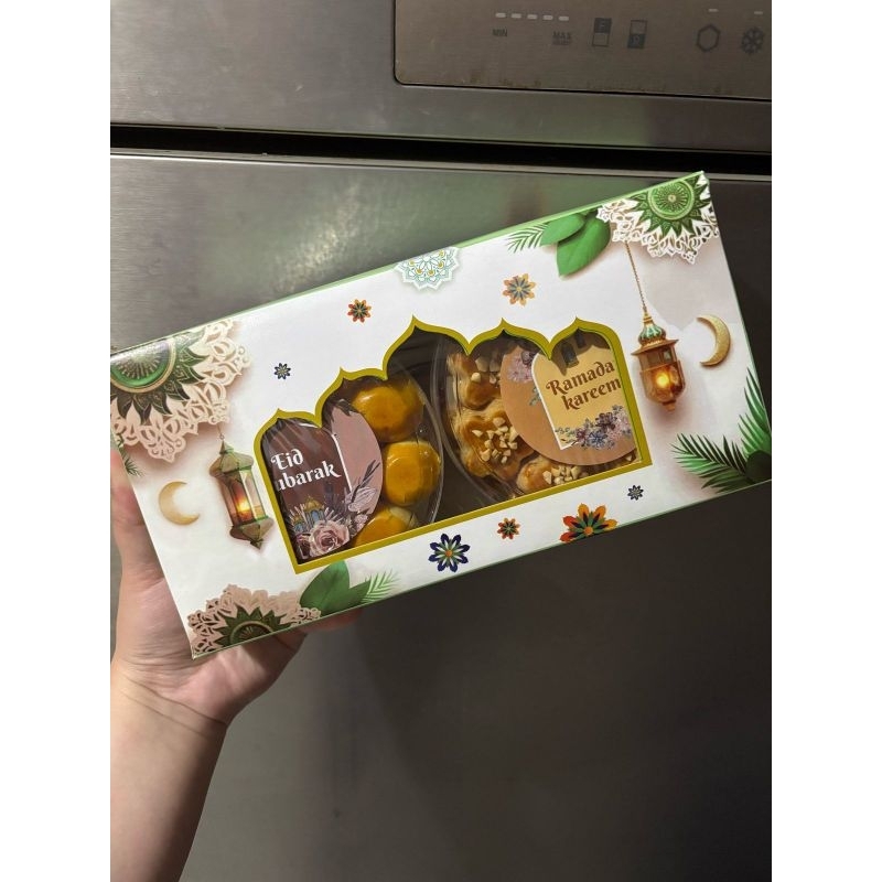

hampers kue kering isi 2