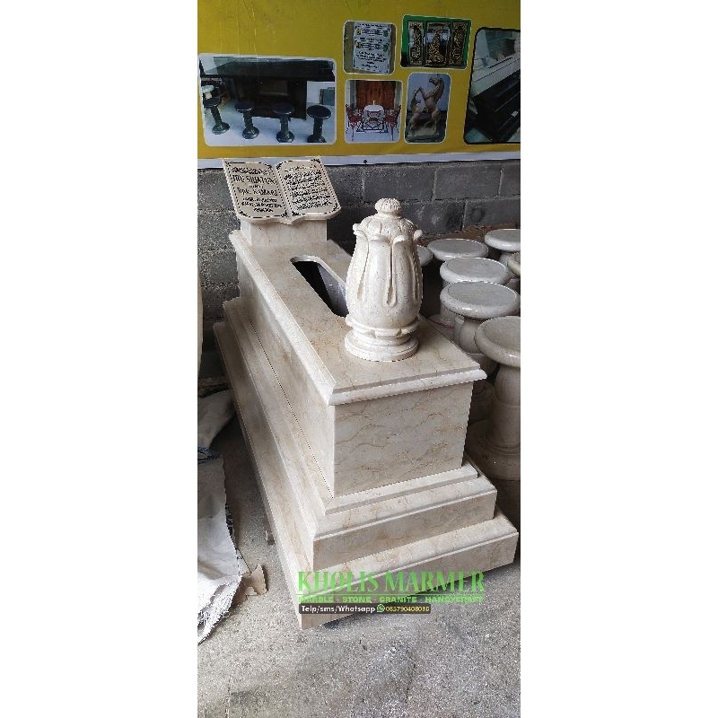 Makam Kijing Batu Marmer Putih