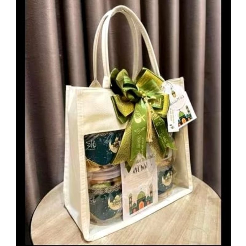 

Tas Souvenir Hampers Lebaran Murah Meriah Menarik