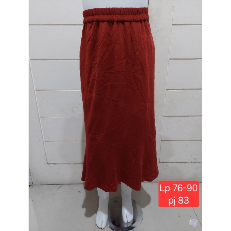 Terracota Midi Skirt terakota rok jumbo pinggang karet