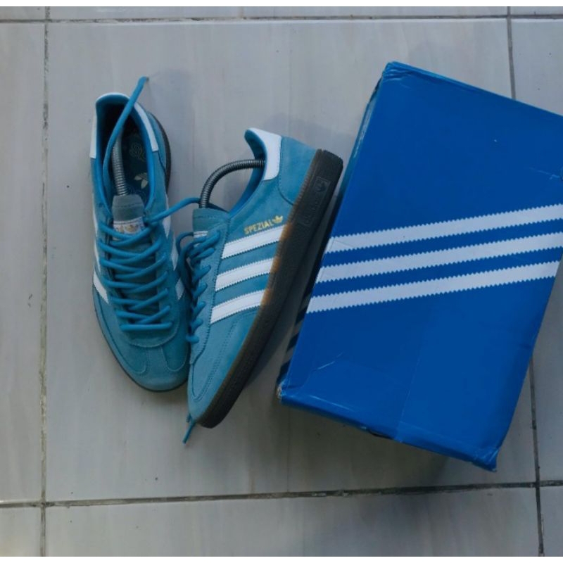 spezial blue ice