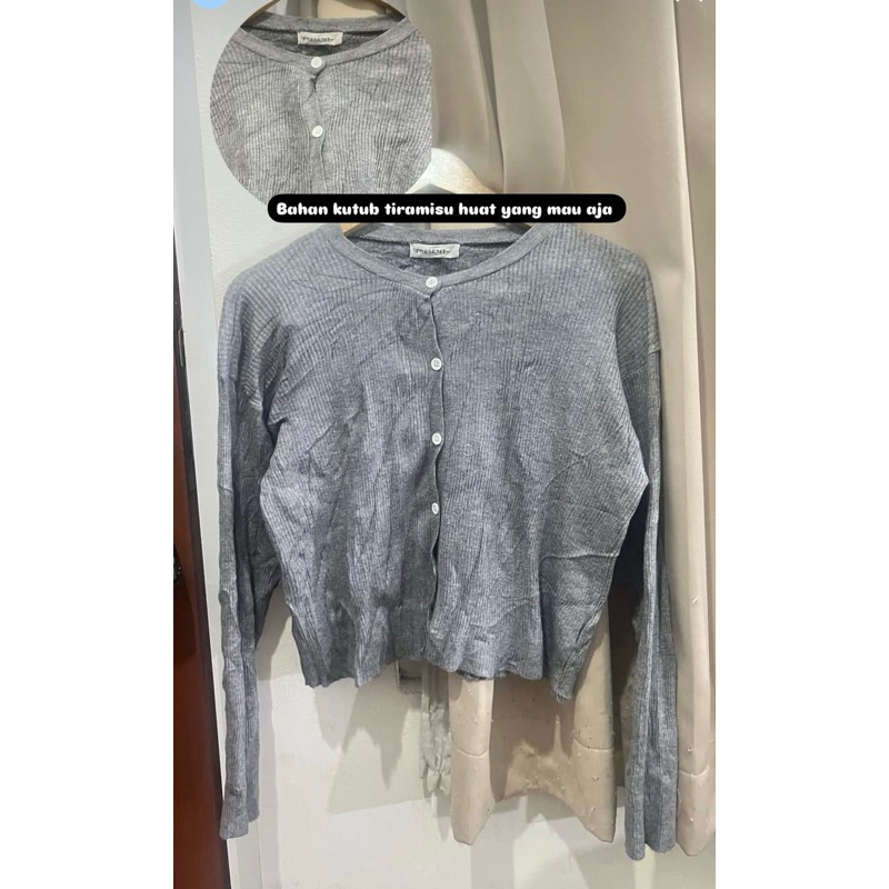 cardigan knitt semi crop, cardigan o neck bahan kutub tiramisu (not uniqlo, h&m, zara)