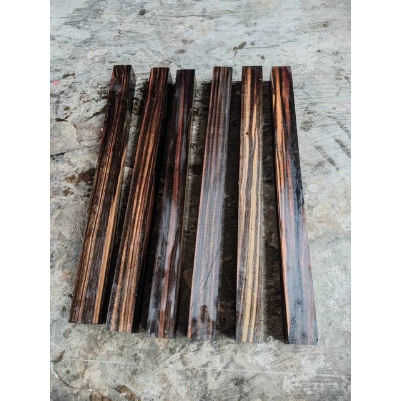 kayu EBONI asli sulawesi/kayu hitam/black jet