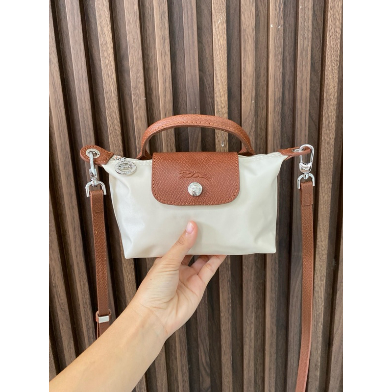 TAS SELEMPAMG L C PUTIH WANITA MUAT HP DLL