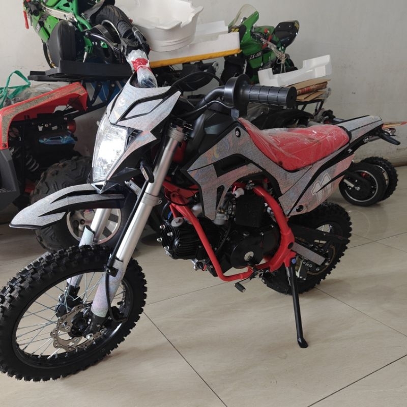 TRAIL OFF ROAD 110 CC SEMI MANUAL JENIS MESIN 4 TAK