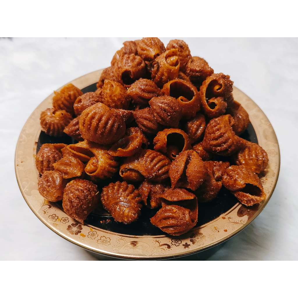 

1/4 Kg Makaroni Kerang Gurih Extra Daun Jeruk - Snack Makanan Ringan Pedas - Cemilan Tasikmalaya