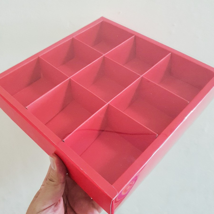 

Box Fruitpie 24x24x4.5 Dus Mika Blank Eggtart Sekat 9 Merah