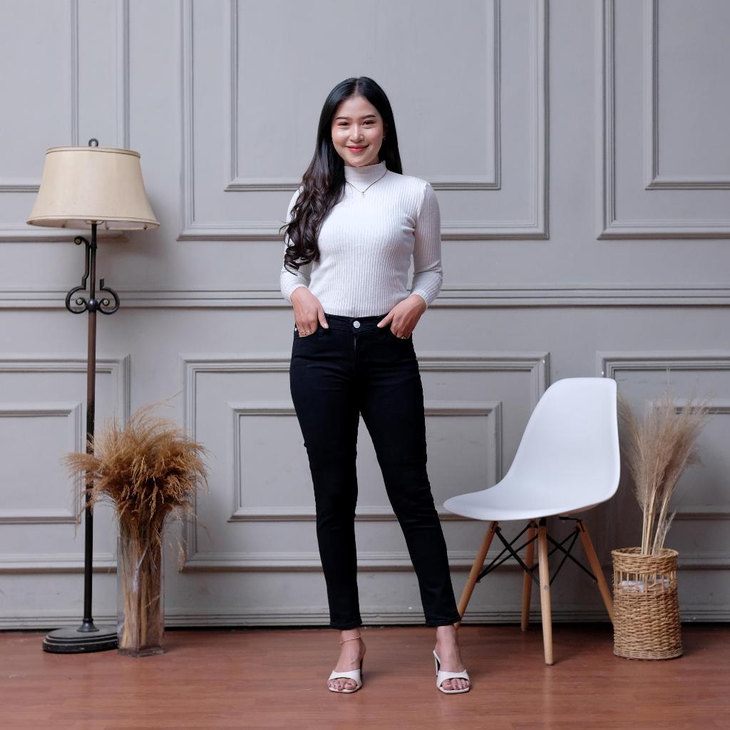 Celana  Wanita Jeans Skinny / Celana Soft Jeans Wanita size 27-30