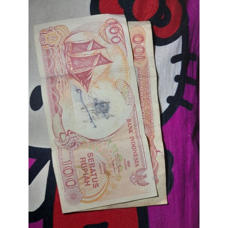 Uang Kertas Kuno/lama Asli 100 Rupiah Gambar Kapal Pinisi