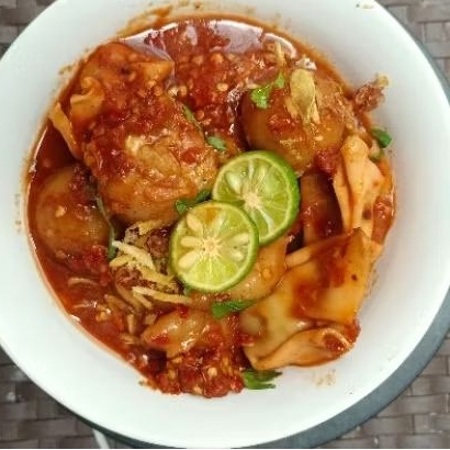 

cilok isi jado & pangsit MISDASEM