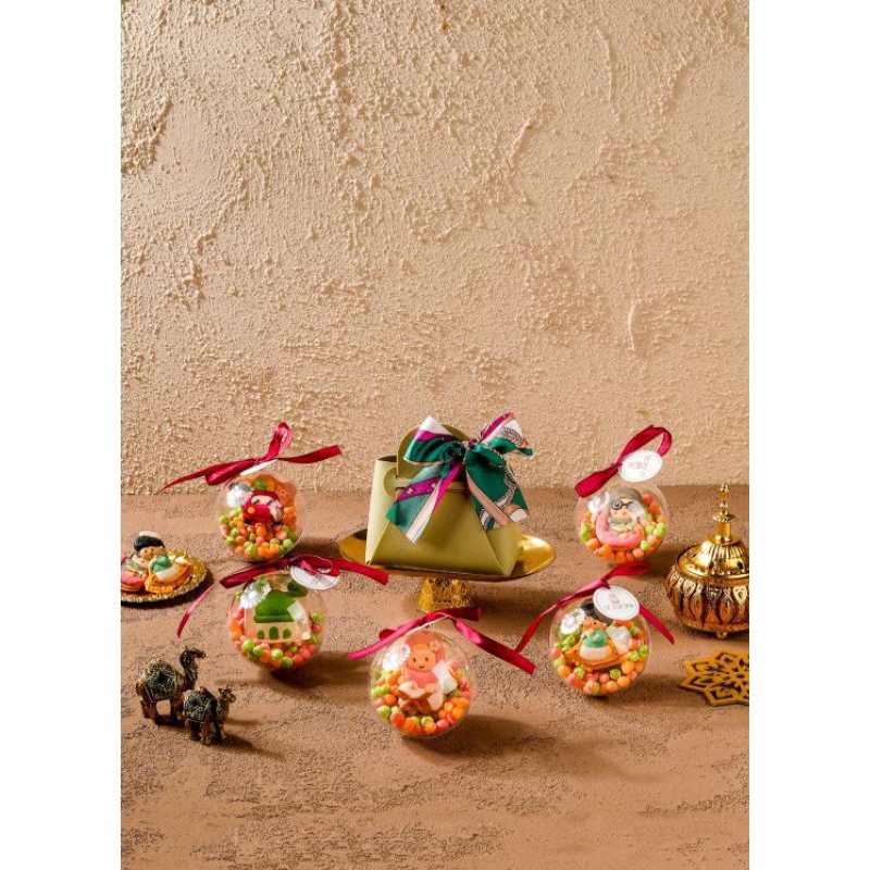 

Eid mini bag hampers