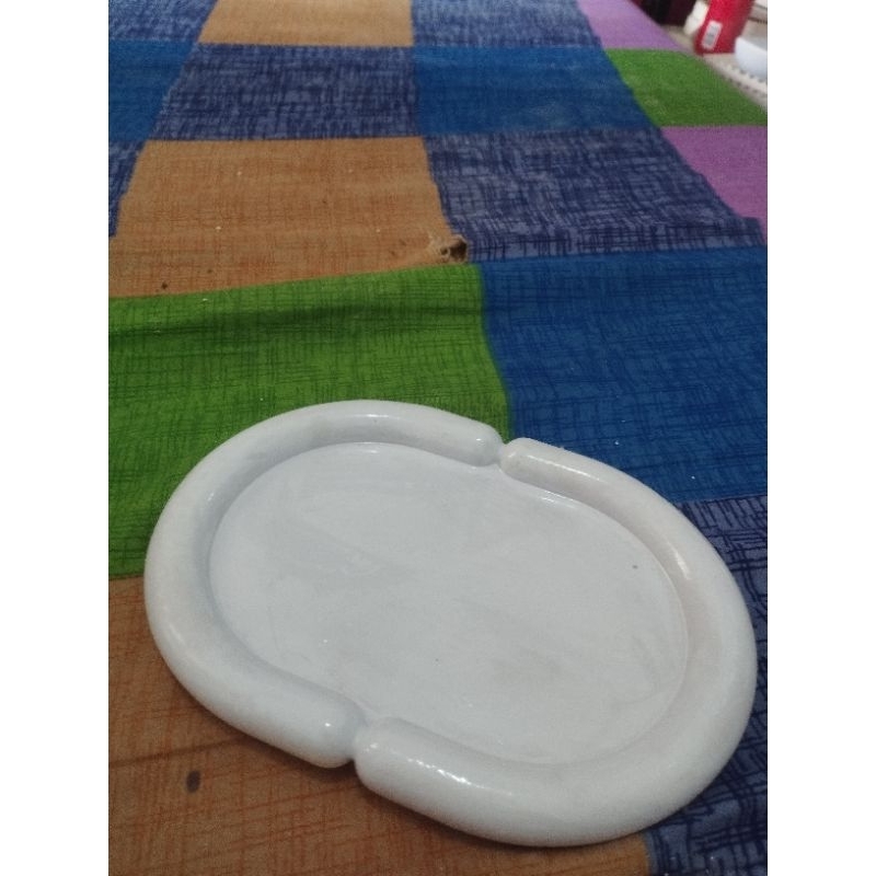 

tray elips glosy defect murah