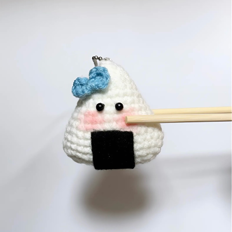 ONIGIRI CROCHET | AMIGURUMI ONIGIRI | ONIGIRI KEYCHAIN