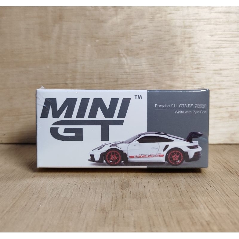 Mini GT No. 706 Porsche 911 GT3 RS Weissach Package White with Pyro Red