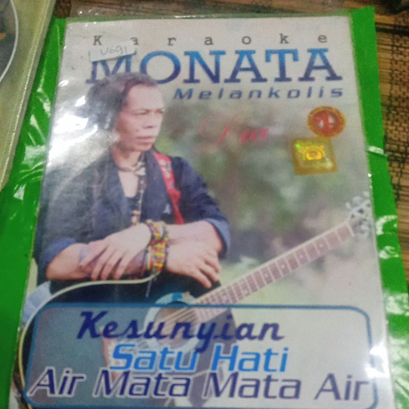 VCD OM. MONATA MELANKOLIS CP0056