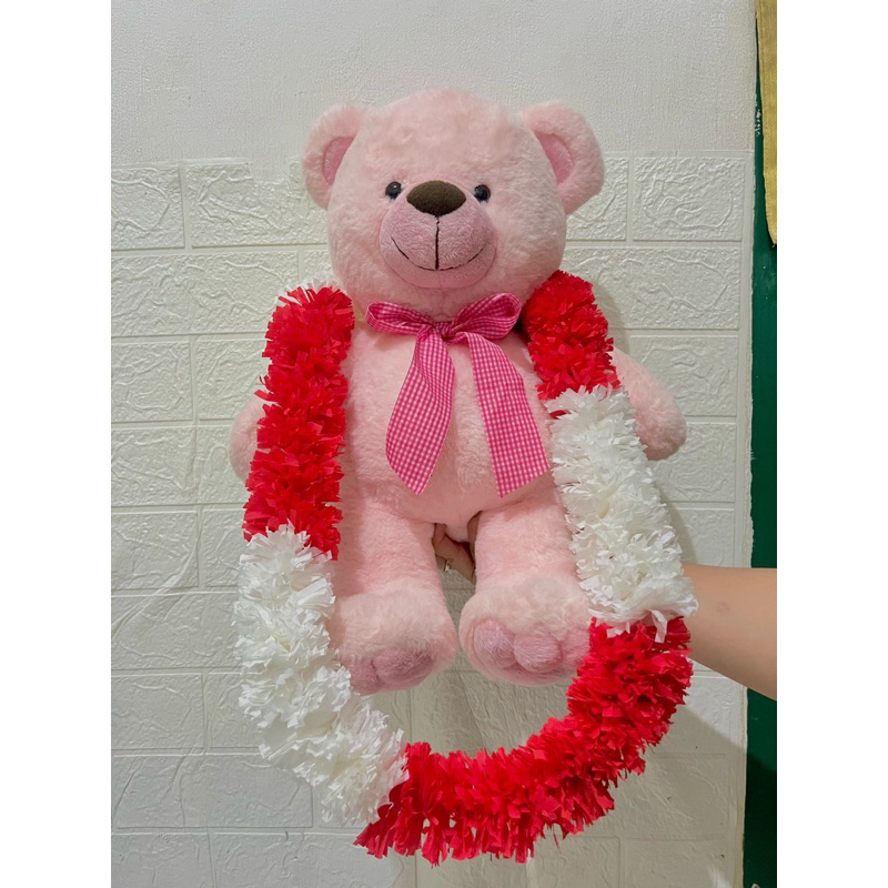 Kalung penyambutan satgas (merah putih)