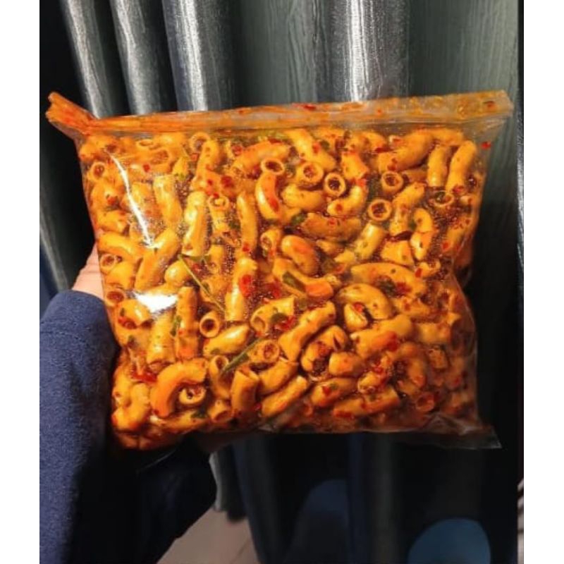 

MAKARONI BANTET PEDAS DAUN JERUK+ORI 250g 500g