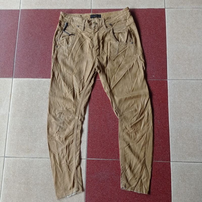 celana panjang Diesel black gold skinny fit
