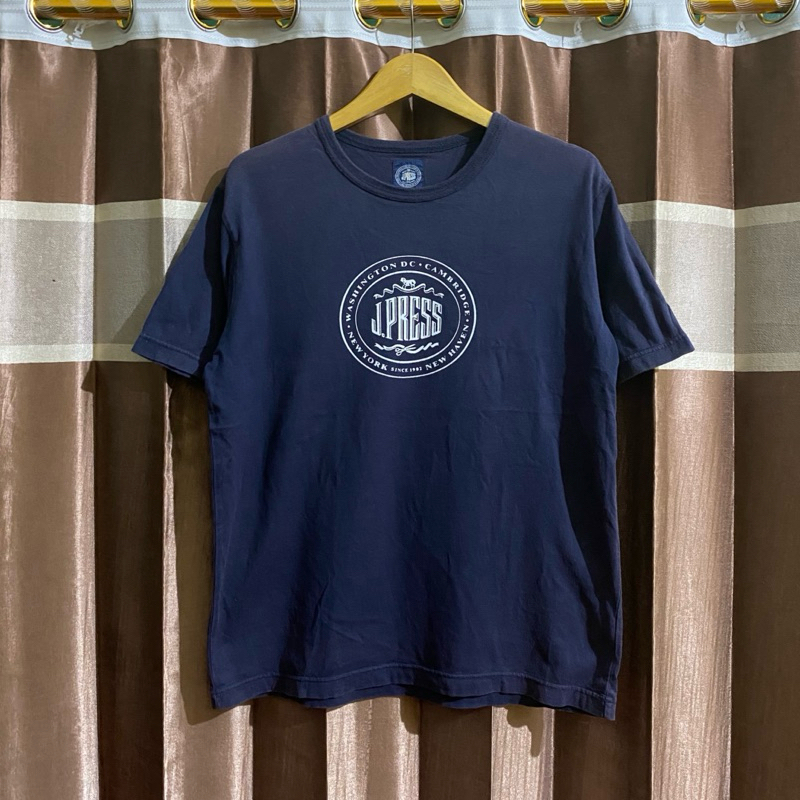 Kaos J.Press - Size L - Baju