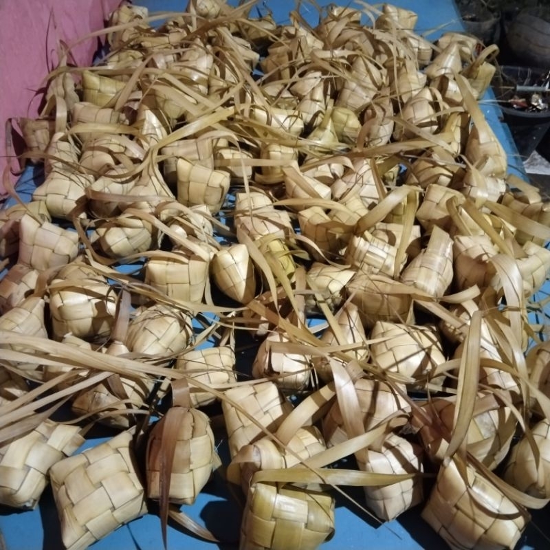 

Ketupat Matang Lebaran / Ketupat Matang - 1Pcs