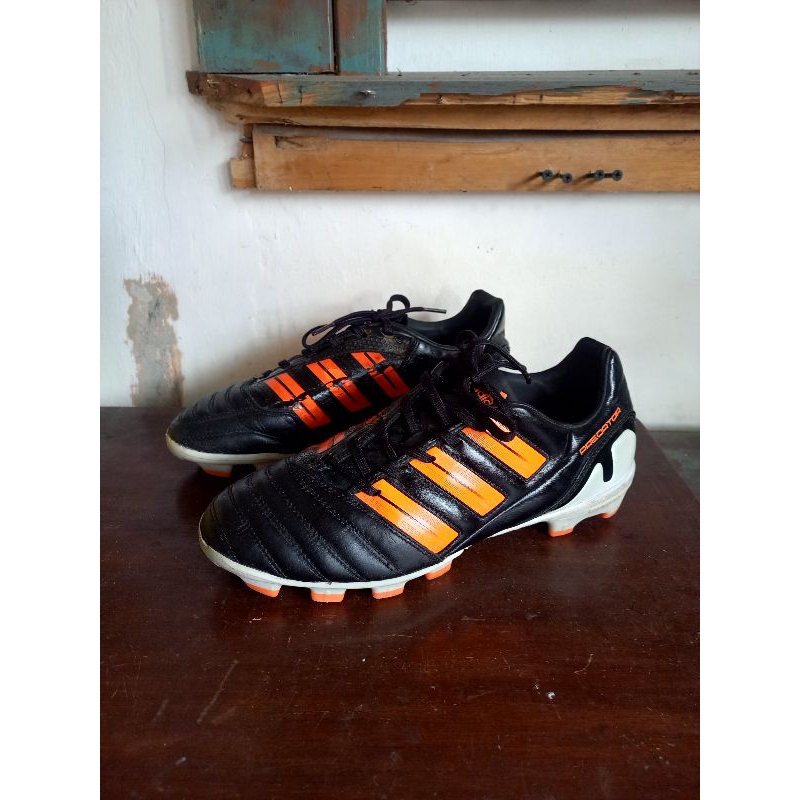 sepatu bola predator adipower original second preloved