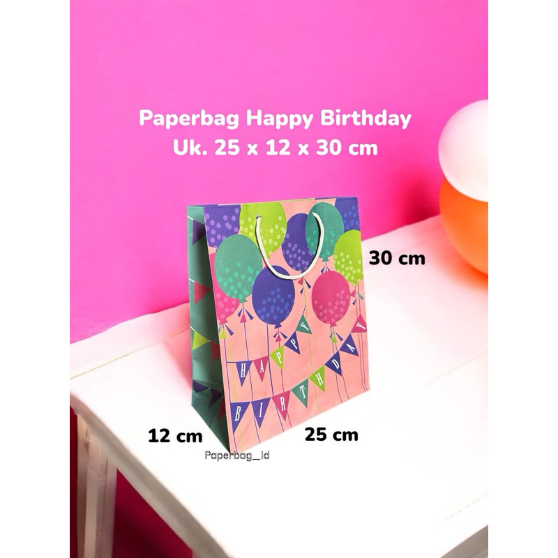 

Paper bag 25x30 motif Happy Birthday