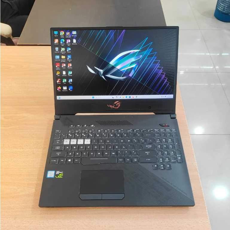 LAPTOP GAMING ASUS ROG STRIX GL504GM / CORE I7 GEN 8 / VGA NVIDIA GTX 1060
